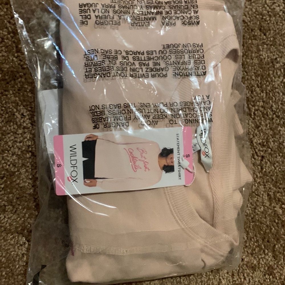 WildFox Statement sweatshirt. Small. NWT - Picture 3 of 5